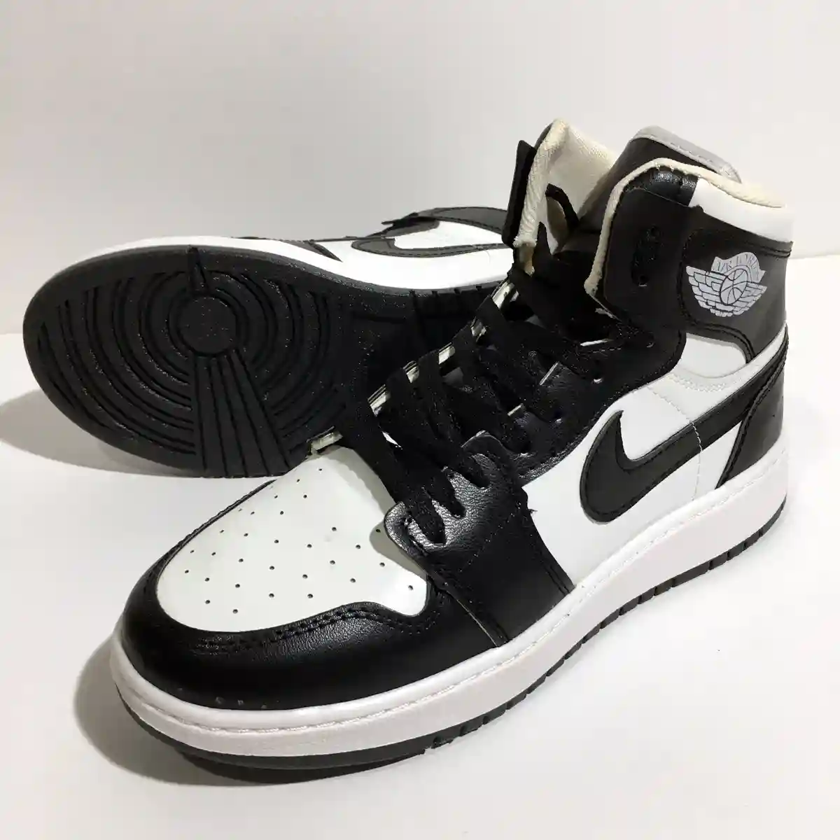کفش کتونی ساقدار مردانه نایک جردن وان Jordan 1 سفید مشکی کد 220